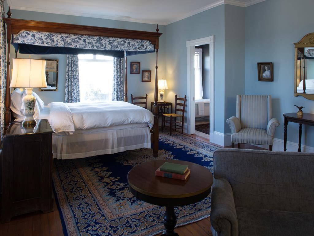 The Manor Inn Castine Ngoại thất bức ảnh